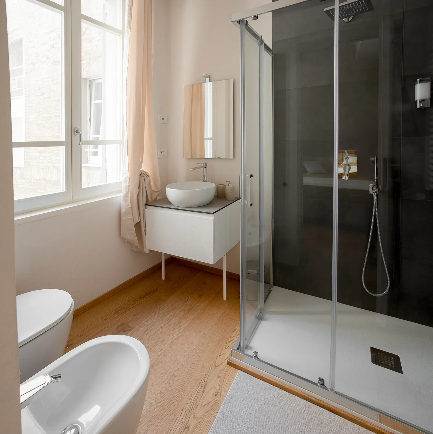 Freedom Suites - Appartamento Parma - bagno foto2
