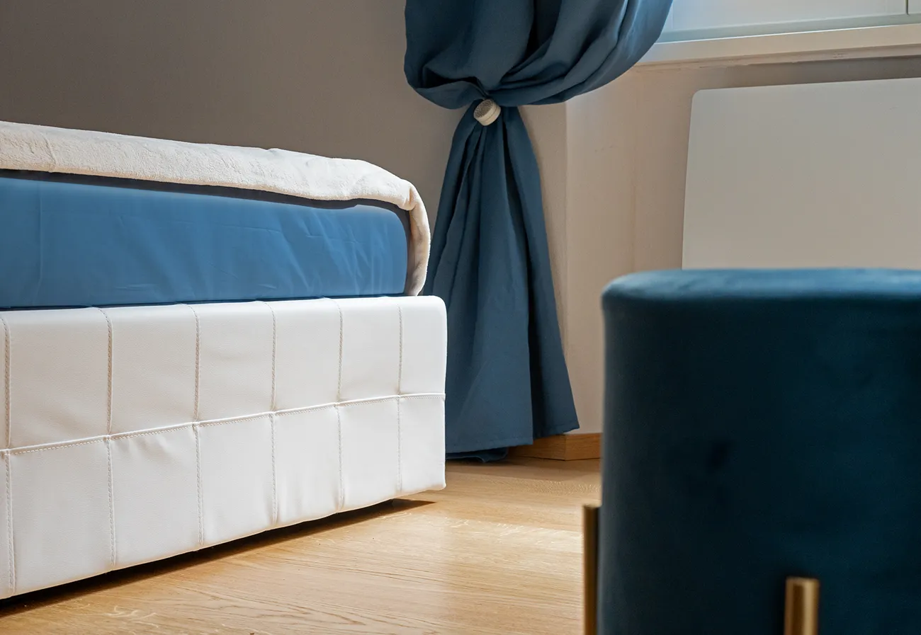 Freedom Suites - Appartamento Parma - camera da letto Blue foto5